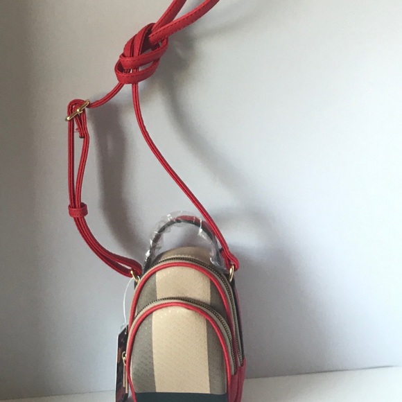 Deluxity Plaid Crossbody Bag 👛 - Picture 10 of 11